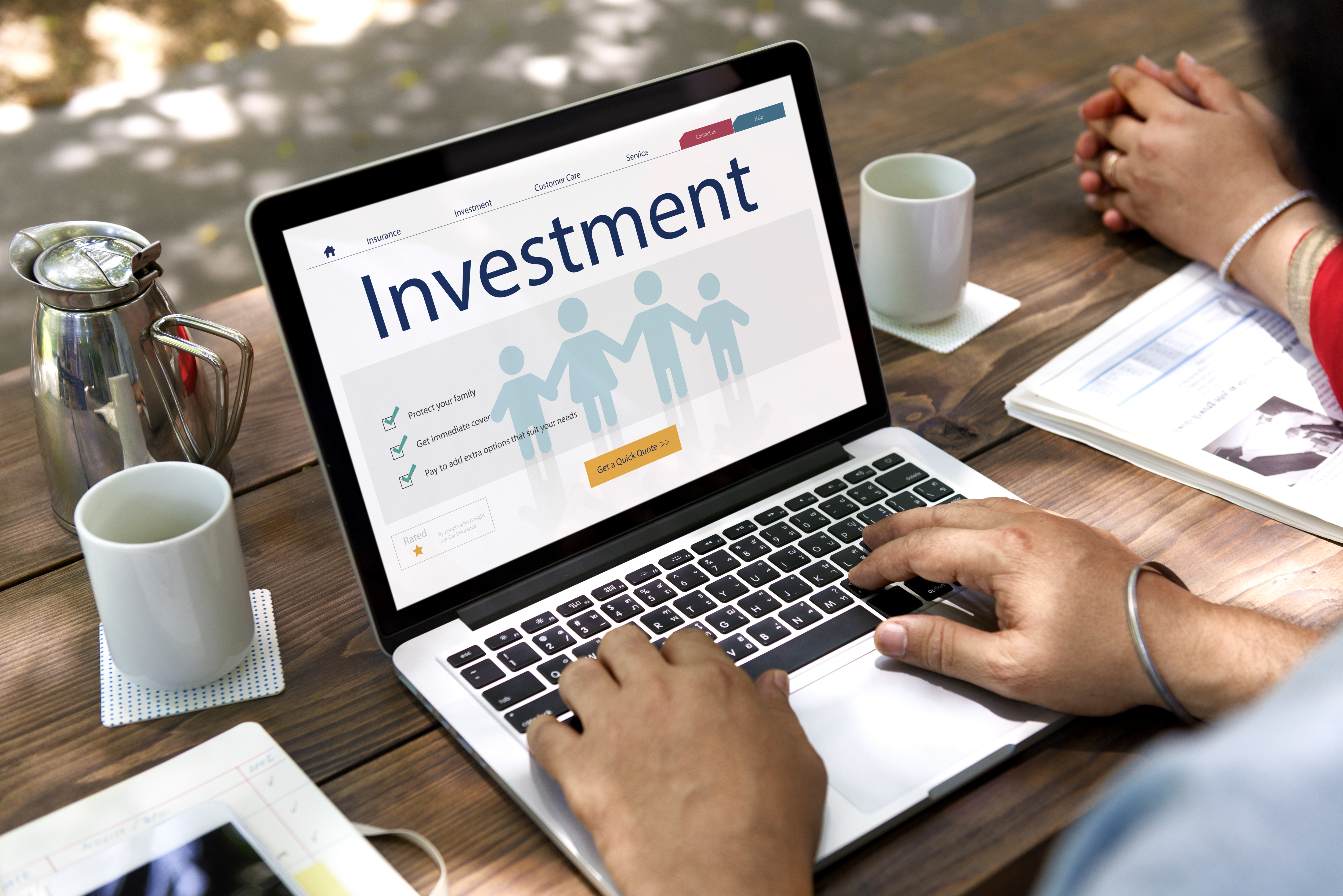Calm financial planning workspace illustrating a long-term investment strategy for steady wealth growth.