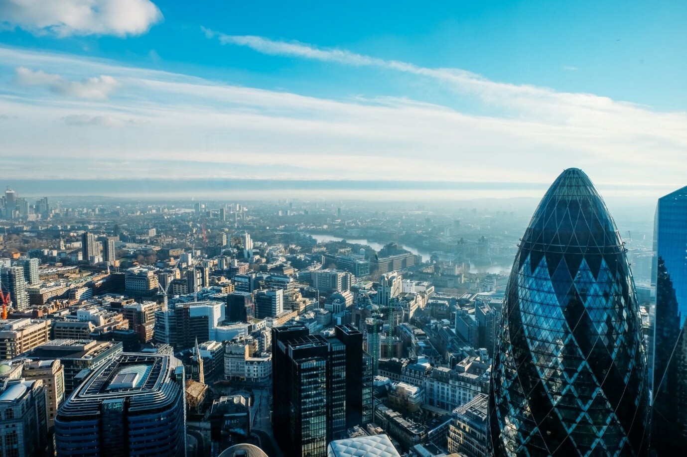 The London financial district represents private wealth management and long-term financial planning for individuals and families.